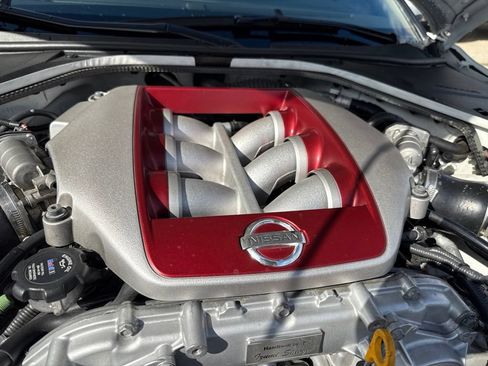 Used 2013 Nissan GT-R Premium AWD/4WD image 37