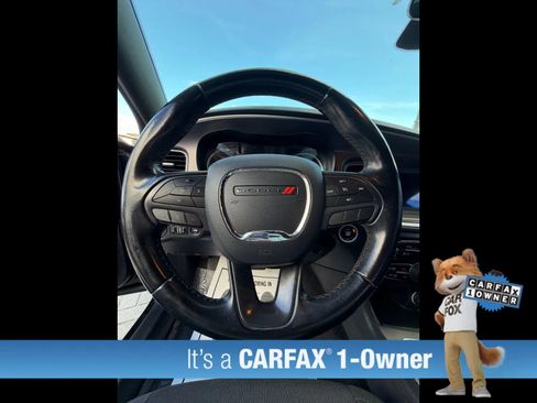 Used 2019 Dodge Charger SXT image 33