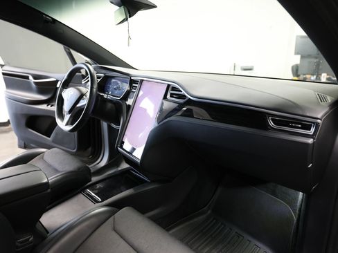 Used 2017 Tesla Model X P100D AWD/4WD image 39