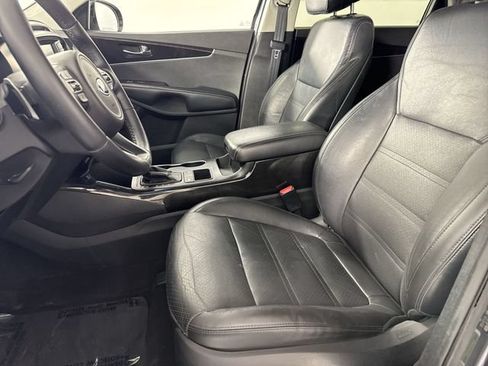 Used 2017 Kia Sorento EX AWD/4WD image 4