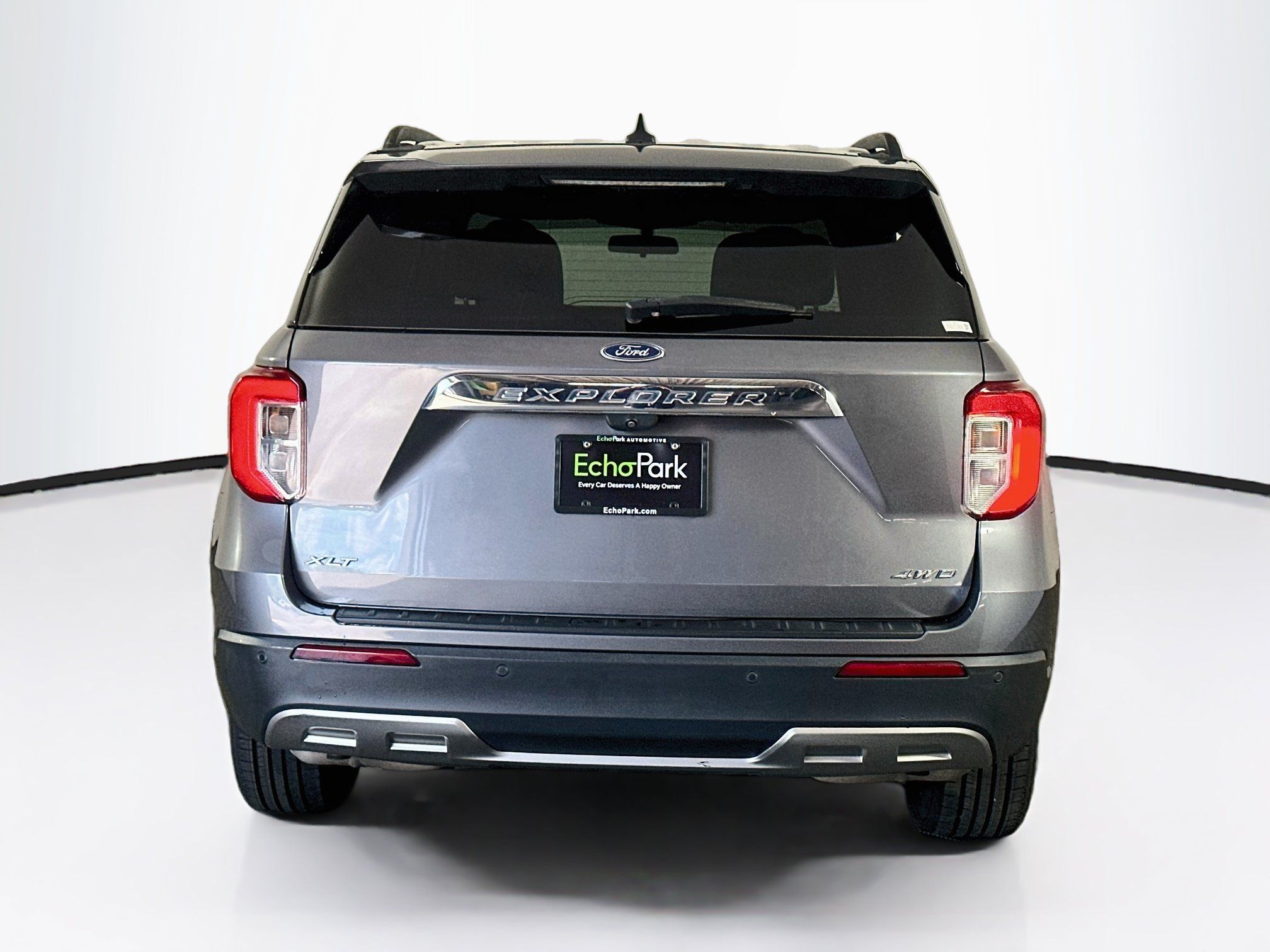 Used 2021 Ford Explorer XLT w/ Equipment Group 202A AWD/4WD image 7
