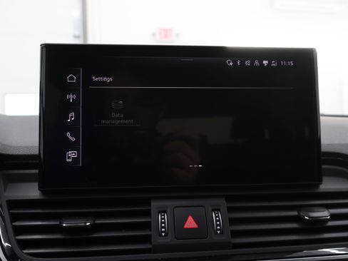 Used 2024 Audi Q5 2.0T Premium Plus AWD/4WD image 63
