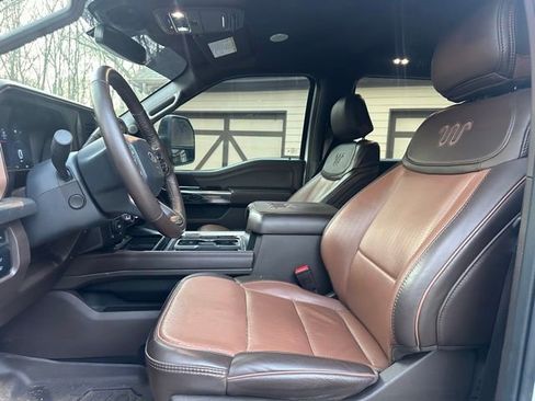 Used 2024 Ford F350 King Ranch w/ FX4 Off-Road Package image 5
