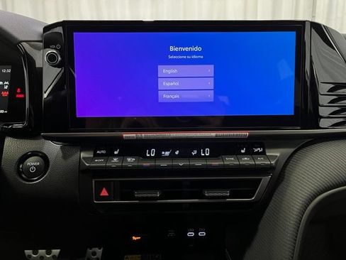 New 2026 Toyota Camry Hybrid AWD/4WD image 17