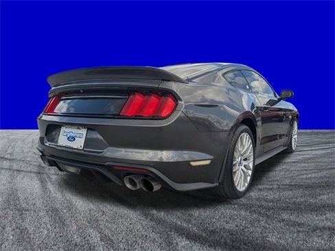 Certified 2018 Ford Mustang GT image 3