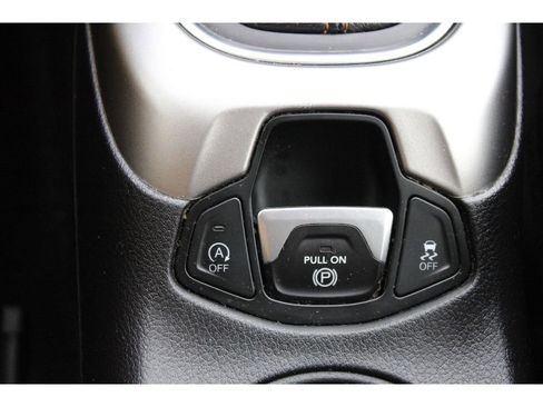 Used 2018 Jeep Compass Latitude w/ Cold Weather Group image 19