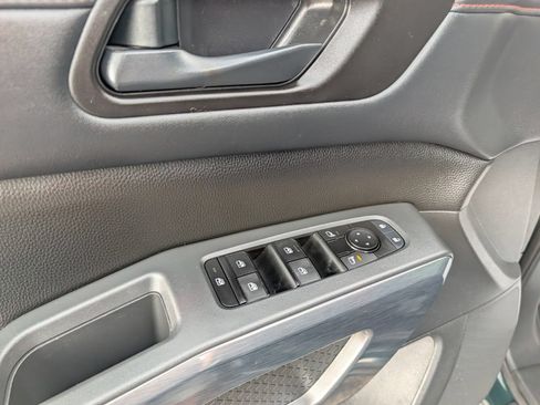 Used 2024 Nissan Pathfinder Rock Creek AWD/4WD image 27