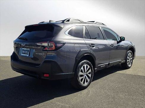 Used 2025 Subaru Outback Premium w/ Popular Package #1A AWD/4WD image 3