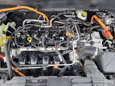 Certified 2024 Ford Maverick XL FWD image 31