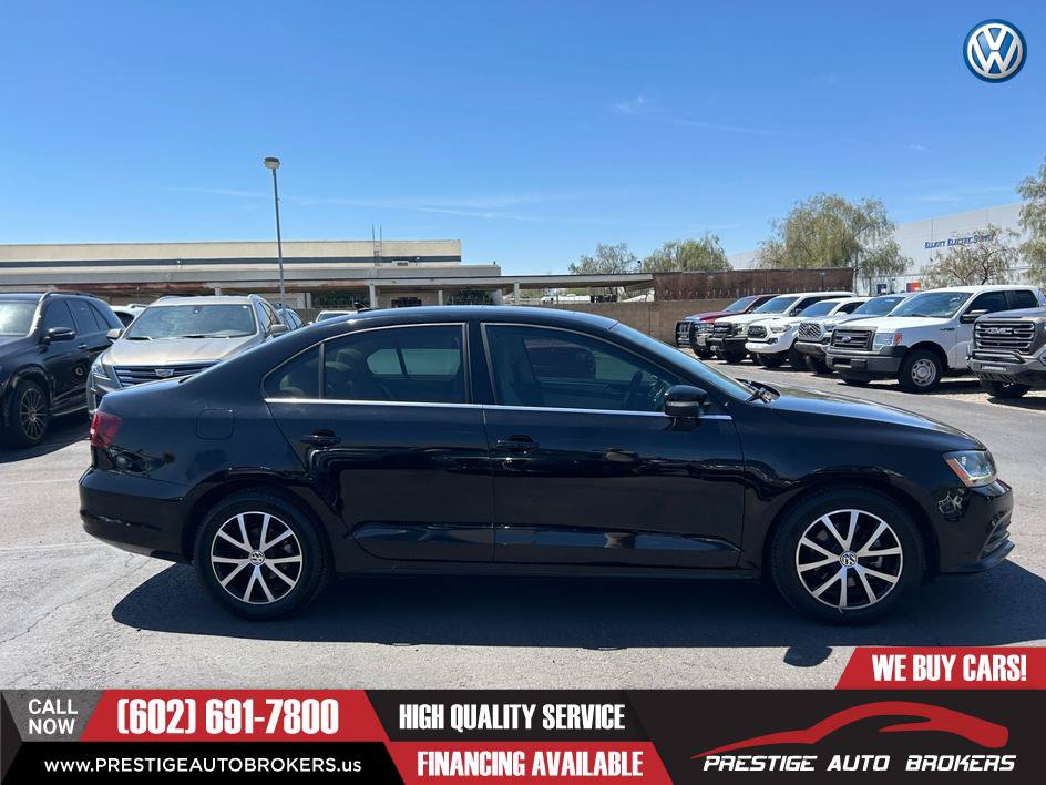 Used 2017 Volkswagen Jetta SE FWD image 5