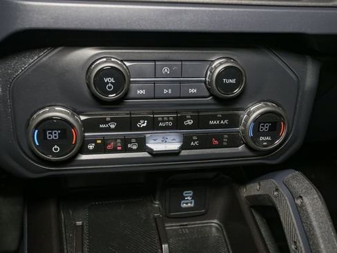 Used 2025 Ford Bronco Badlands w/ Sasquatch Package image 25