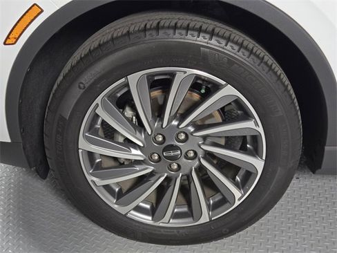 Certified 2023 Lincoln Corsair Reserve image 9