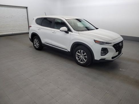 Used 2019 Hyundai Santa Fe SE AWD/4WD image 11