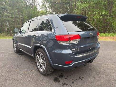 Used 2020 Jeep Grand Cherokee Overland AWD/4WD image 11