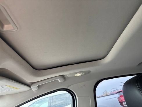 Used 2012 Ford Focus Titanium FWD image 13