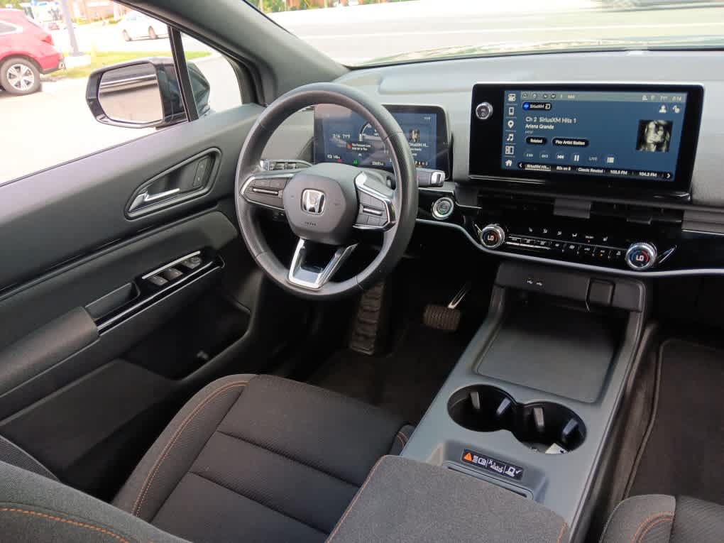 Used 2024 Honda Prologue EX image 16