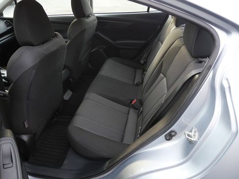 Used 2019 Subaru Impreza 2.0i image 24