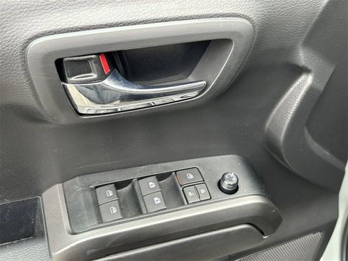 Used 2023 Toyota Tacoma TRD Off-Road image 16