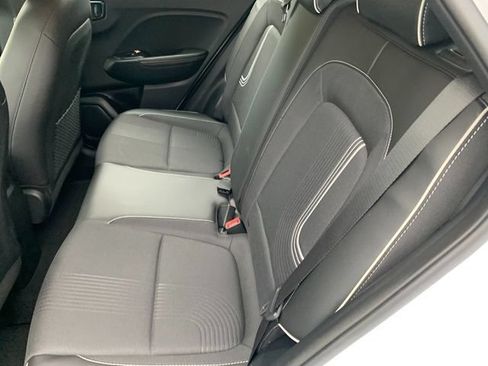 Certified 2023 Hyundai Venue Limited FWD image 17