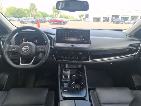 Used 2024 Nissan Rogue SL w/ SL Premium Package FWD image 12