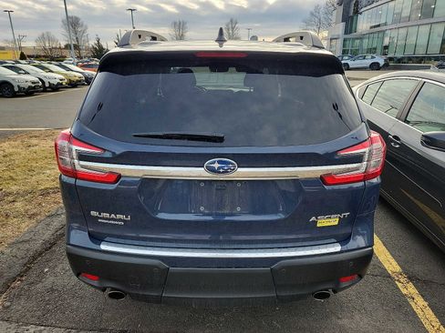 Used 2023 Subaru Ascent Premium w/ Convenience Package image 5