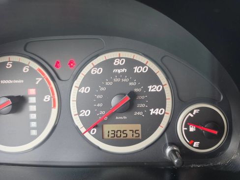Used 2004 Honda CR-V LX image 46
