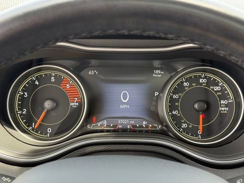 Used 2021 Jeep Cherokee Limited AWD/4WD image 25