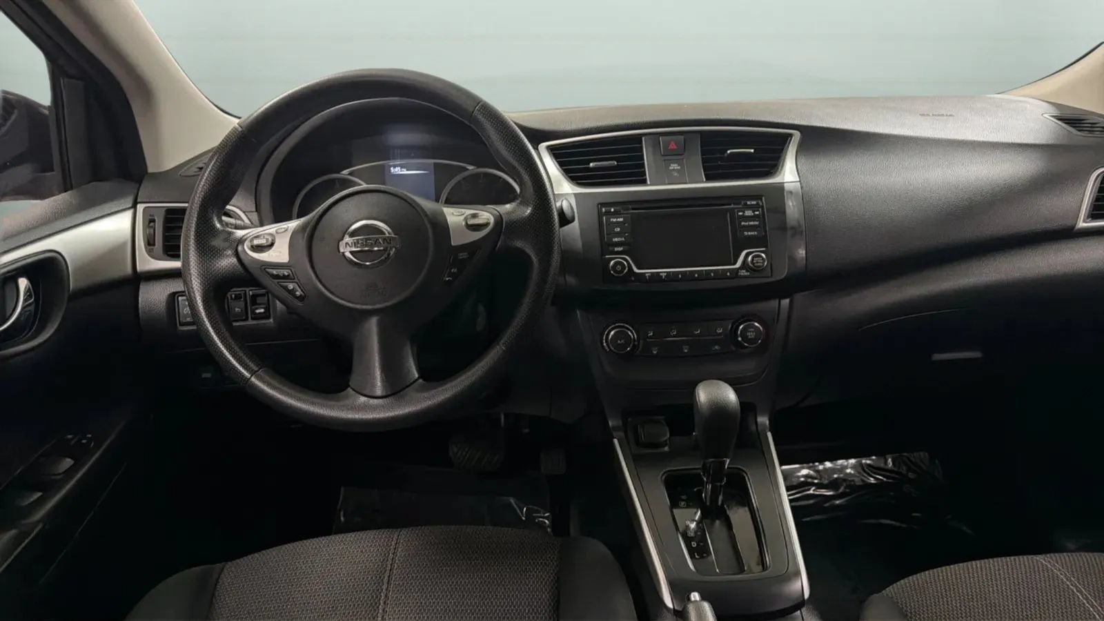 Used 2018 Nissan Sentra S FWD image 10