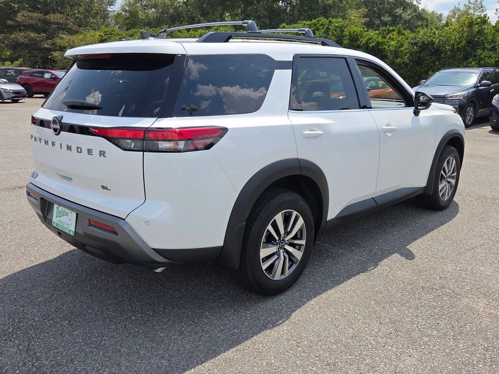 New 2026 Nissan Pathfinder SL w/ Cargo Package FWD image 11
