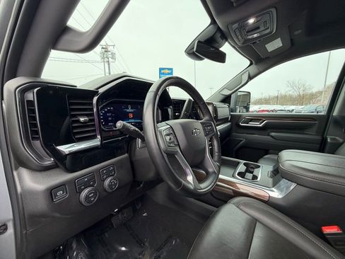 Used 2025 Chevrolet Silverado 2500 LT w/ Trail Boss Package image 10