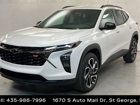 New 2026 Chevrolet Trax RS w/ Driver Confidence Package FWD image 1