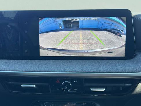 Used 2026 Nissan Kicks SV image 25