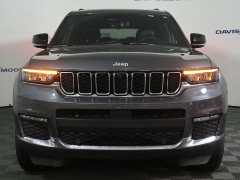 Used 2024 Jeep Grand Cherokee L Limited w/ Luxury Tech Group II image 14