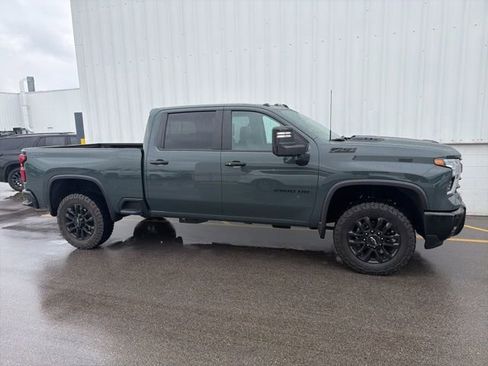Used 2026 Chevrolet Silverado 2500 LT w/ Trail Boss Package AWD/4WD image 4