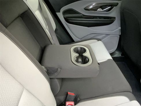 Used 2023 GMC Terrain SLE w/ Driver Convenience Package image 30