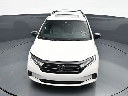 Used 2023 Honda Odyssey Sport image 14