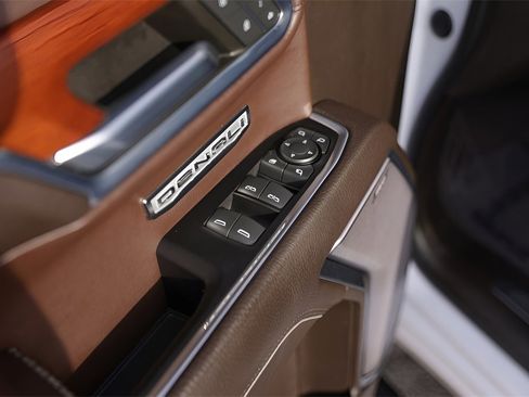 Used 2023 GMC Sierra 1500 Denali w/ Denali Reserve Package image 25