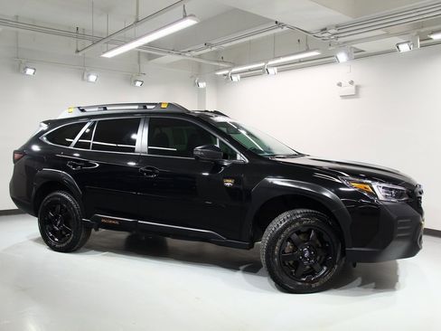 Used 2023 Subaru Outback Wilderness image 9