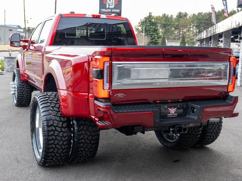 Used 2025 Ford F450 Platinum w/ Platinum Plus Package image 14