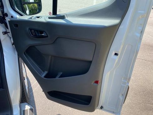 Used 2025 Ford Transit 250 Low Roof w/ Exterior Upgrade Package RWD image 34