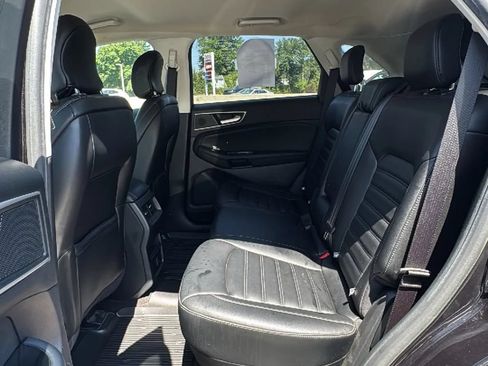Used 2019 Ford Edge SEL w/ Equipment Group 201A AWD/4WD image 15