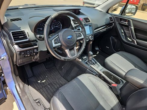 Used 2017 Subaru Forester 2.5i Touring AWD/4WD image 12