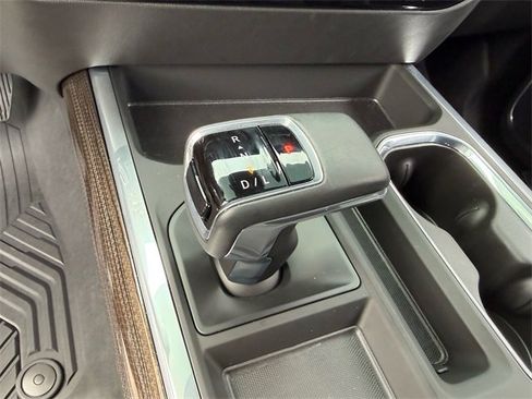 Used 2025 Chevrolet Silverado 1500 LT Trail Boss w/ Convenience Package II image 30