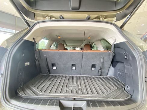 Used 2023 Subaru Ascent Touring AWD/4WD image 28