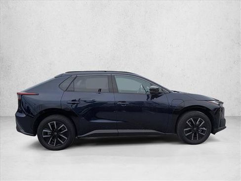 Used 2026 Toyota bZ AWD/4WD image 4