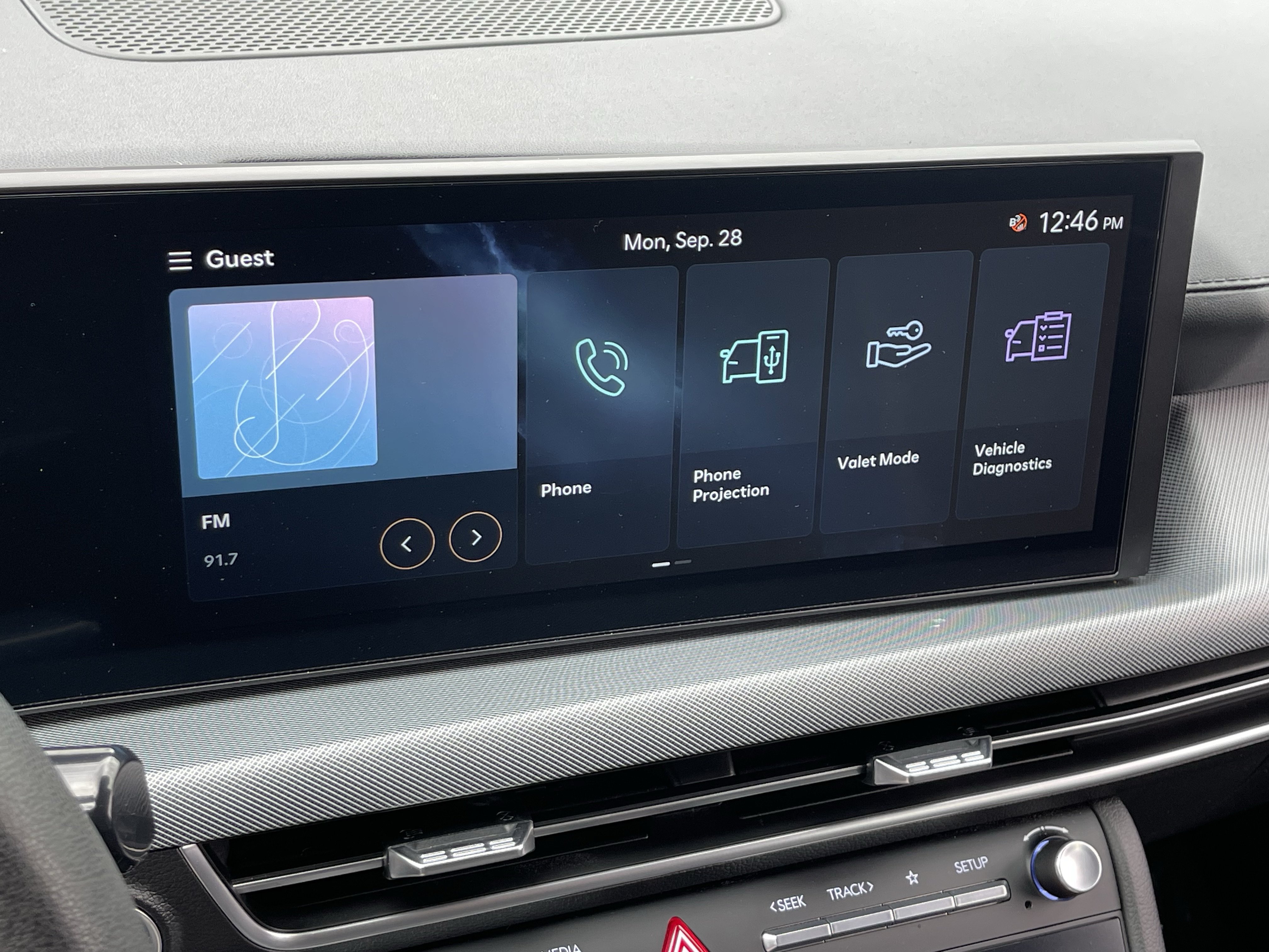 Used 2025 Hyundai Sonata SEL FWD image 28