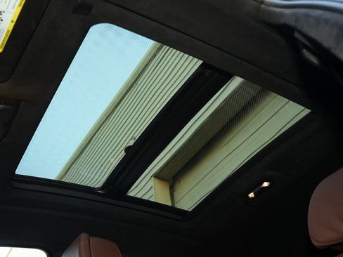 Used 2025 BMW X6 xDrive40i w/ Executive Package image 20