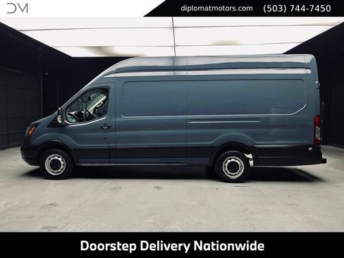 Used 2019 Ford Transit 250 148 High Roof Extended RWD image 3