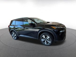 Used 2026 Nissan Rogue SL FWD video 2