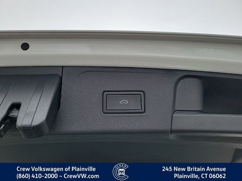 Used 2022 Volkswagen Atlas SEL Premium image 62